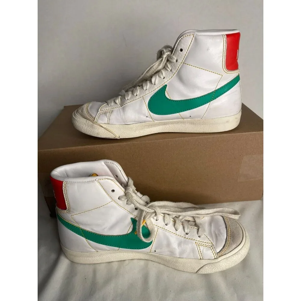 Nike Blazer‎ Mid Roswell Rayguns Youth - Size 6Y (Women's 8.5)